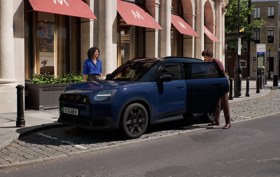 New MINI Countryman SE Midnight Edition Priced at £41,645