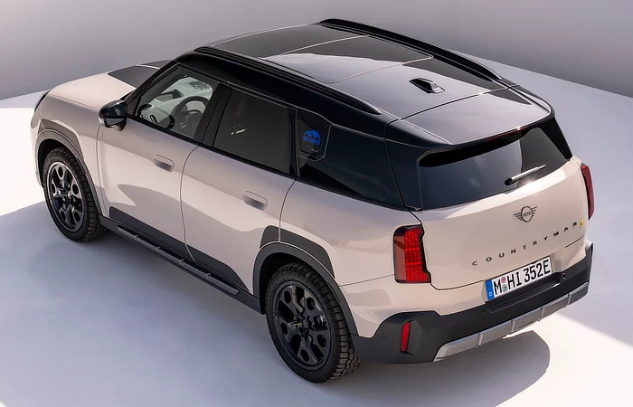 Mini Countryman Untamed - Roofed