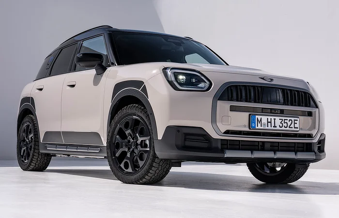 Mini Countryman Untamed - Stancing