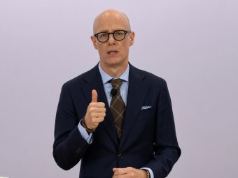 Porsche CEO Michael Leiters - Killing Porsche Softly