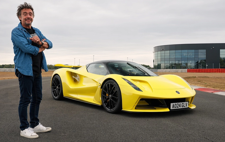 Richard Hammond drives the Lotus Evija hypercar
