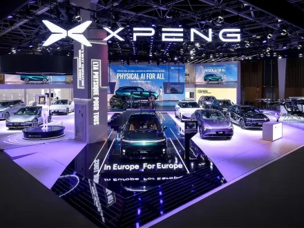 Peng confirms European investment commitment